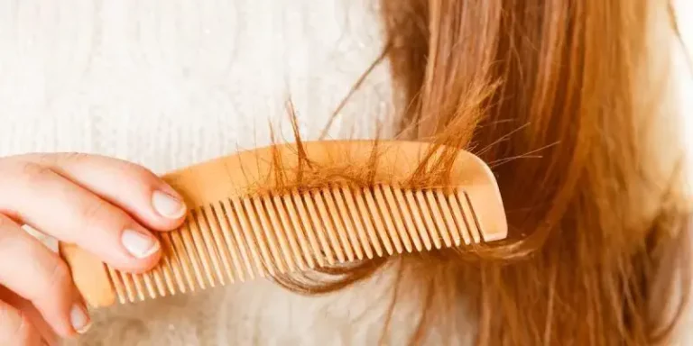 How to Choose a Good Horn Comb